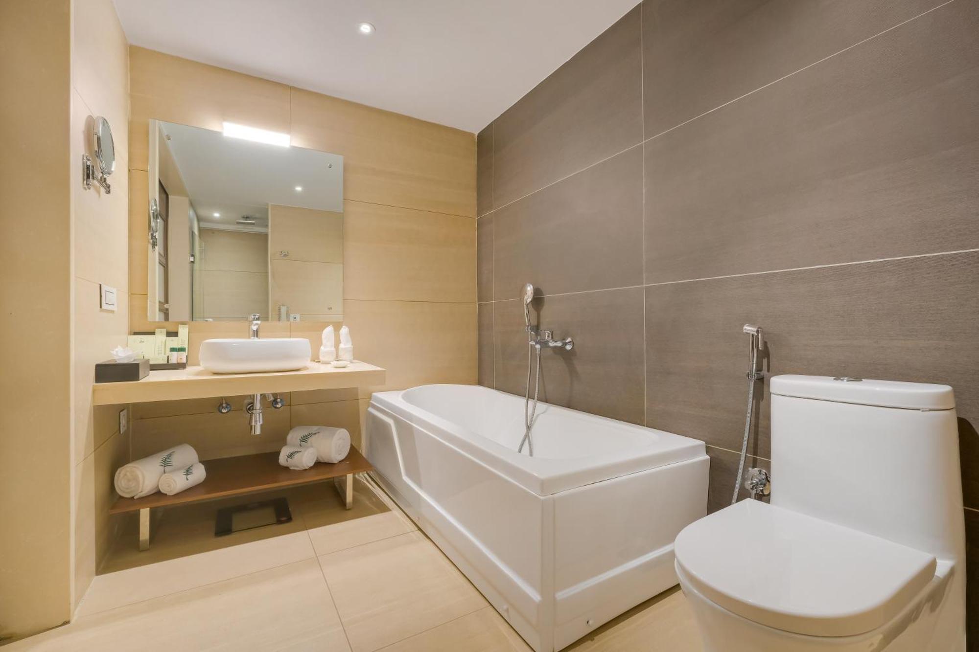 Hazel Suite, 1 King Bed